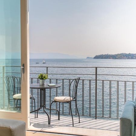 Luxury Lake View Apartments Salò Exteriör bild
